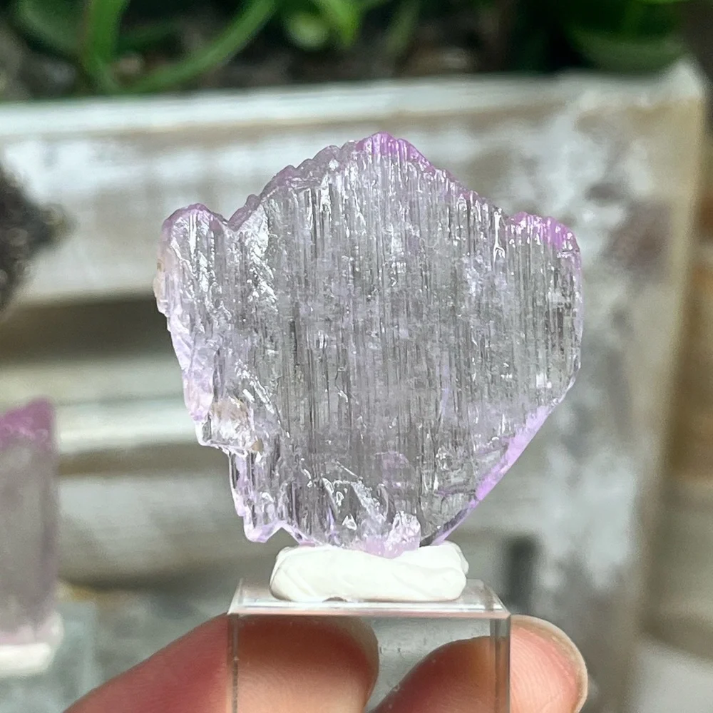 Kunzite - Picture 5 of 10